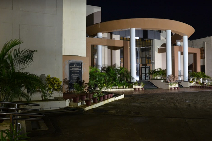 https://cache.careers360.mobi/media/colleges/social-media/media-gallery/1435/2020/12/30/Campus View of Indian Institute of Tourism and Travel Management Bhubaneswar_Campus-View.png